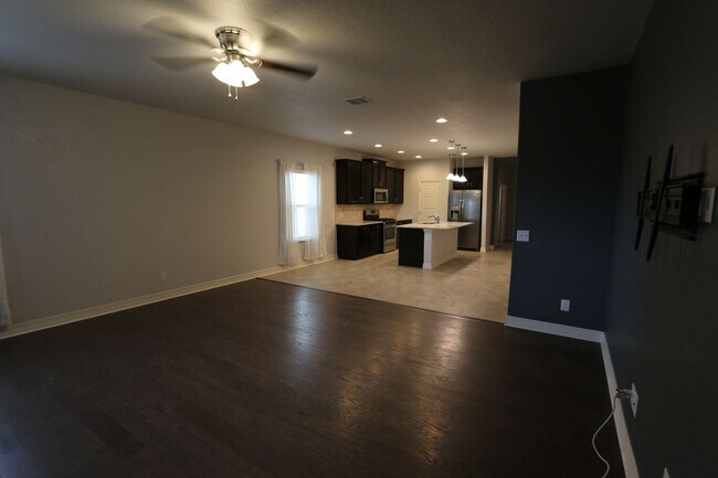 Building Photo - 13018 Bunkhouse