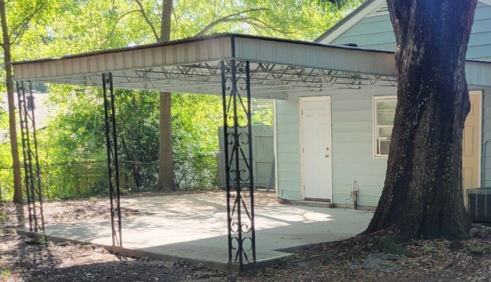 Building Photo - 4108 Ridgedale Rd