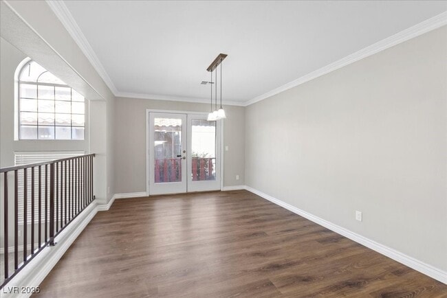 Building Photo - 2842 Via Florentine St