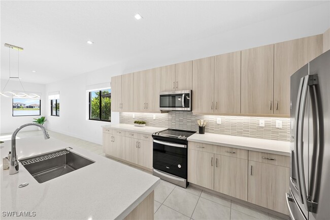 Building Photo - 4947 Brigata Wy