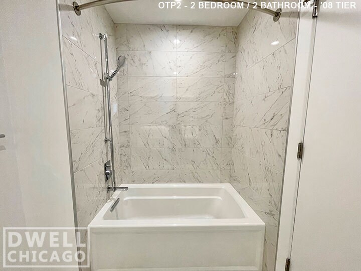 Building Photo - 1147 N Wells St