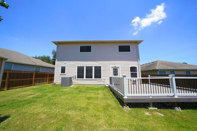 Building Photo - Lovely Cul-De-Sac Home in Schertz/Cibolo Now Available - Realtor Commission: $500