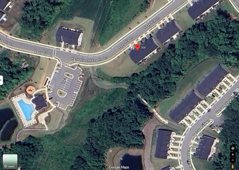 Building Photo - 304 Hazy Hills Ln
