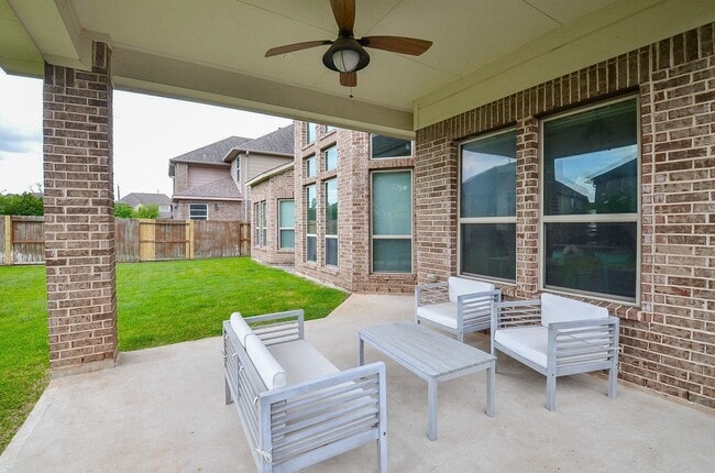 Building Photo - 10010 Cypress Path