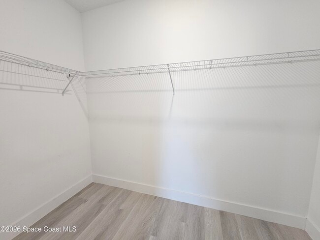 Building Photo - 1370 Cogan Dr