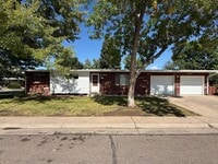 Building Photo - Crestline Ave/Lakeview St (Triplex)