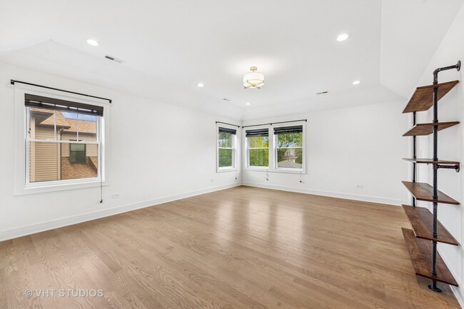 Building Photo - 297 Highland Ave