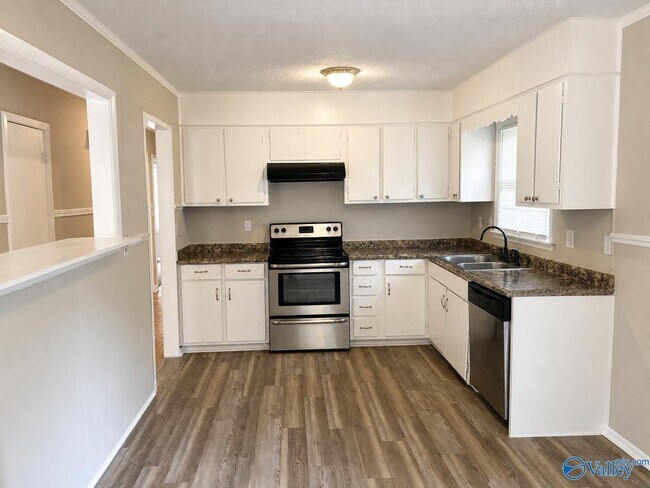 Building Photo - 4459 Millvale Dr SW