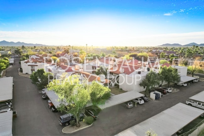 Building Photo - 16402 N 31st St