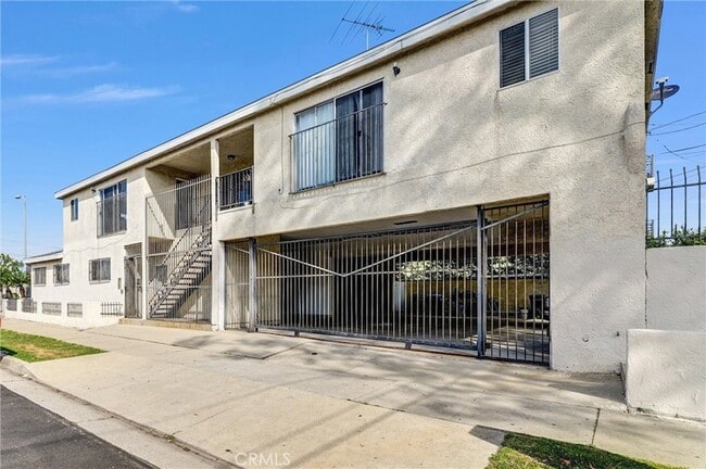 Building Photo - 20526 S Western Ave