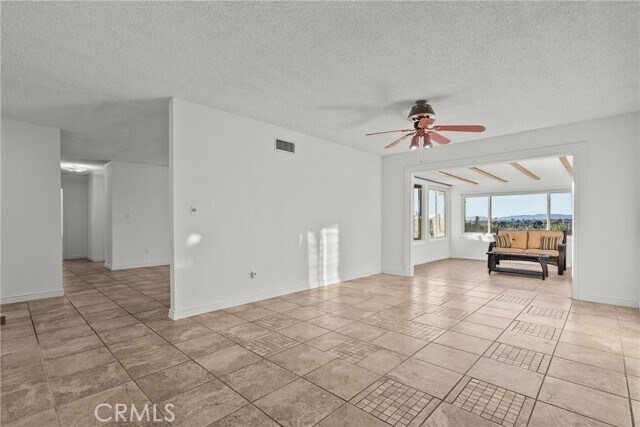 Building Photo - 10561 Alskog St