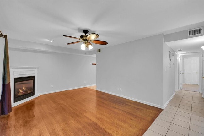 Building Photo - 739 N Hite Ave