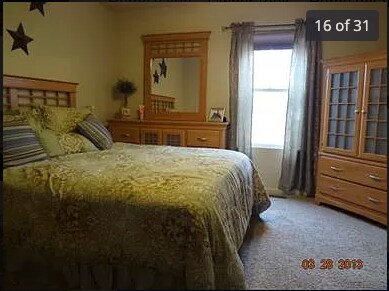 Building Photo - 10001 Altura St