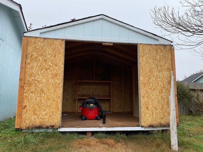 Building Photo - Single Family Home In McKinleyville!