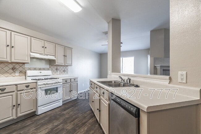 Building Photo - 410 Masonwood Dr