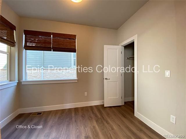 Building Photo - 6012 N Netherland Ct