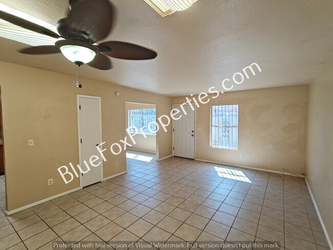 Building Photo - 3758 E 3rd St
