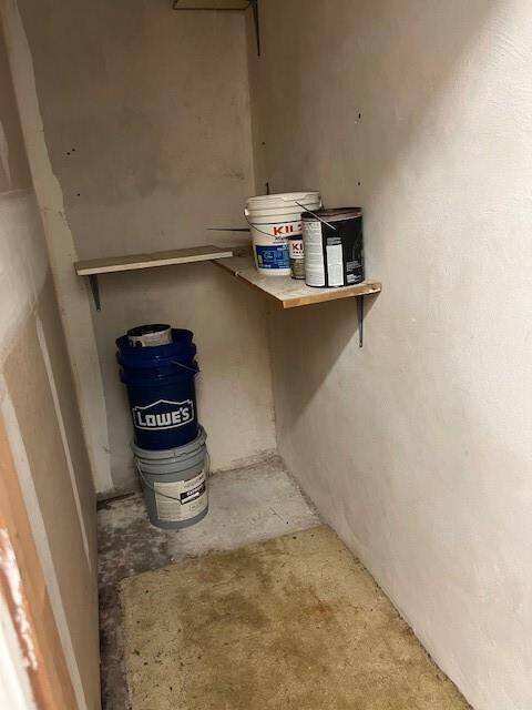 Building Photo - 5100 SW 90th Ave