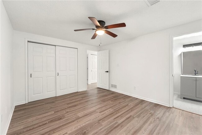 Building Photo - 1428 Muirfield Dr