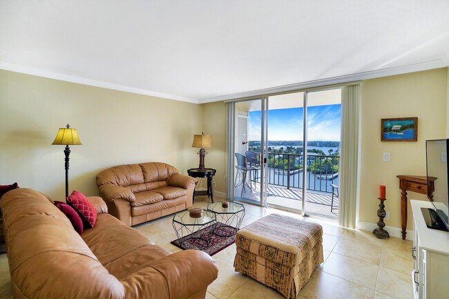 Building Photo - 3581 S Ocean Blvd