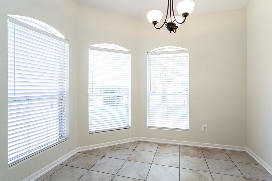 Building Photo - 12131 English Brook Cir