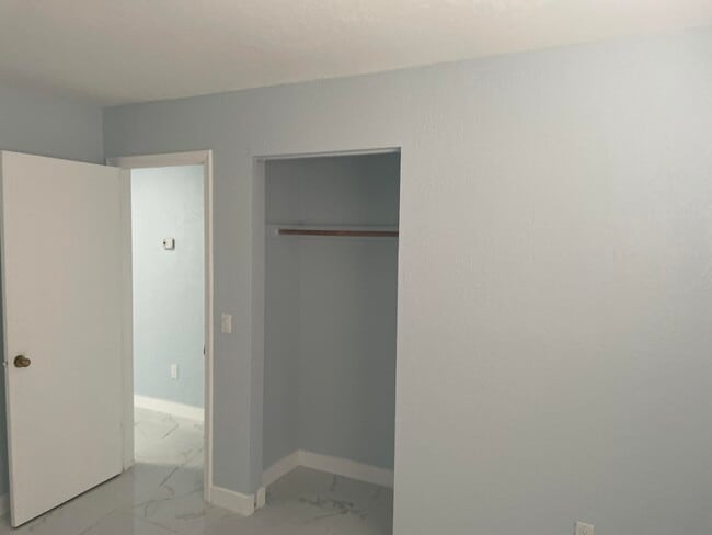 Building Photo - 4717 Carver St