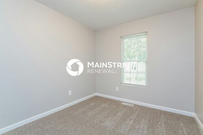 Building Photo - 4 Bedroom Pet-Friendly Home in Selma, NC w...