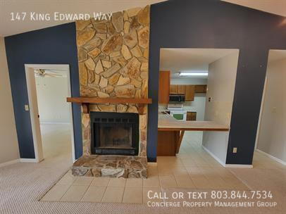Building Photo - 147 King Edward Way