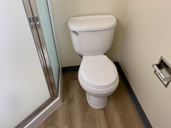 Building Photo - 3 Bed 2 Bath House~ Kenton Neighborhood~ Large Trees plus  W/D Hook Ups!