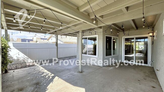 Building Photo - 13930 Hidden Valley Rd