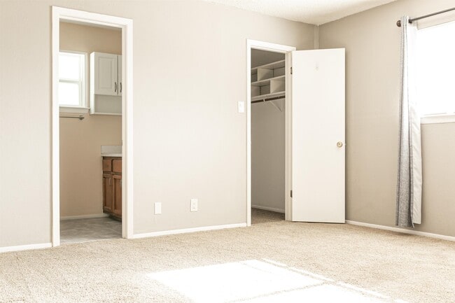 Building Photo - 216 Warbonnet Trail