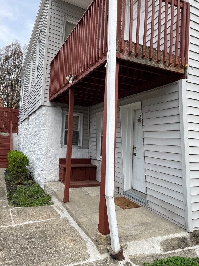 Building Photo - 2210 Wheeler St