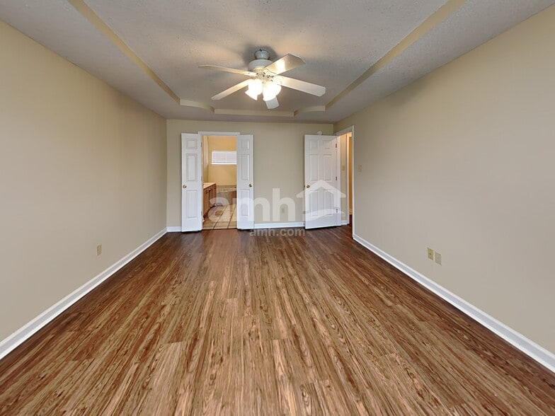 Building Photo - 5802 Eagleston Dr