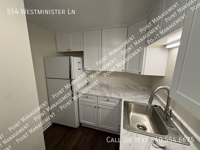 Building Photo - 554 Westminister Ln