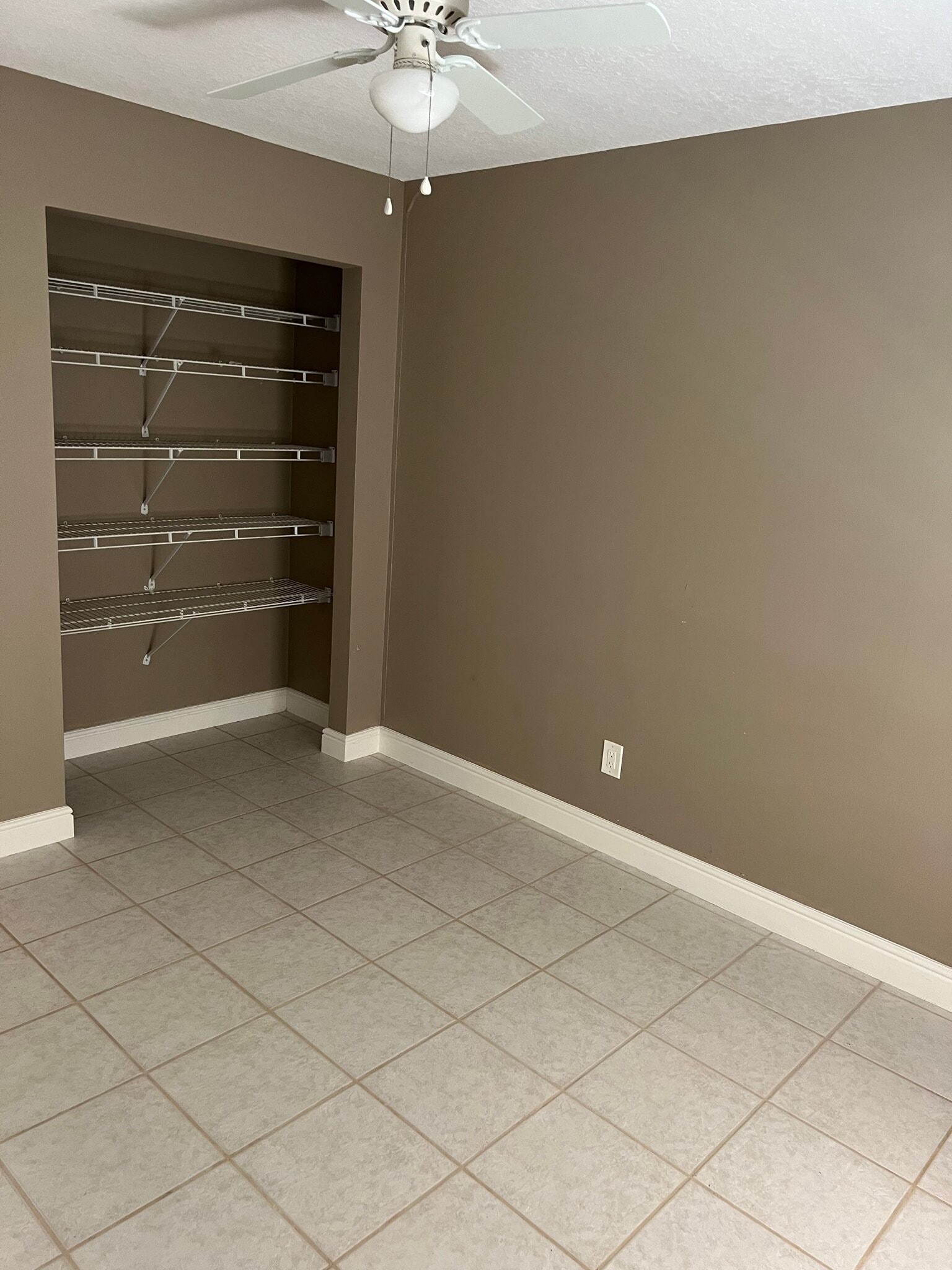 Building Photo - 1655 27th Ave