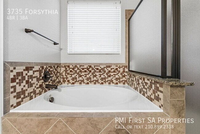 Building Photo - 3735 Forsythia-