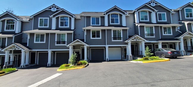 Building Photo - 16125 Juanita Woodinville Way NE