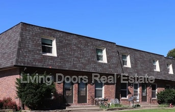 Building Photo - 1627 Deweese Dr