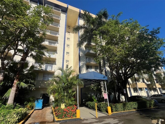 Primary Photo - 4550 NW 9th St