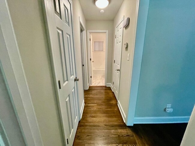 Building Photo - 616 Ligustrum St