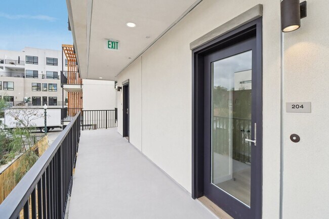 Building Photo - 4456 30th Street - North Parks Elevated Spanish Style Community