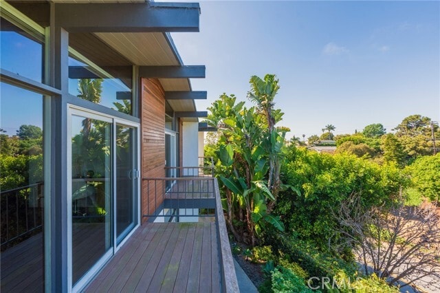 Building Photo - 2404 Laurel Ave