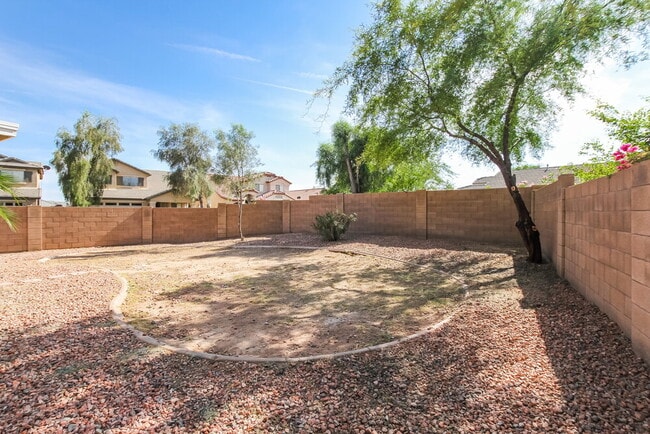 Building Photo - 12307 W Orange Dr