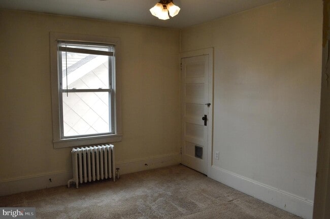 Building Photo - 121 Broad St