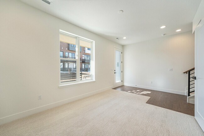 Building Photo - 2663 Nicholas Wy