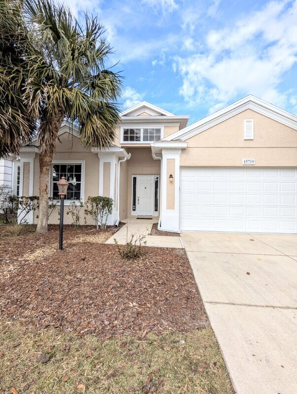 Building Photo - 15719 Butterfish Pl