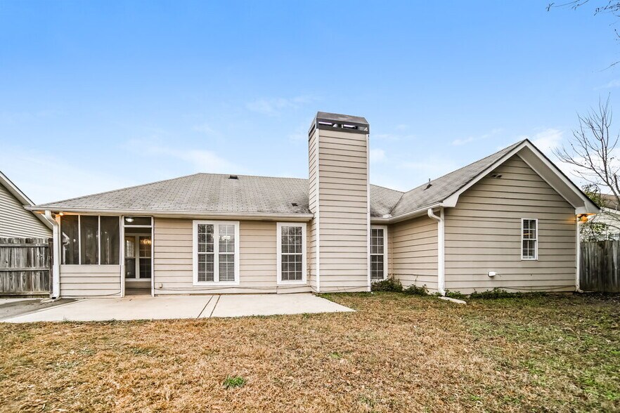 Building Photo - 260 Landing Dr