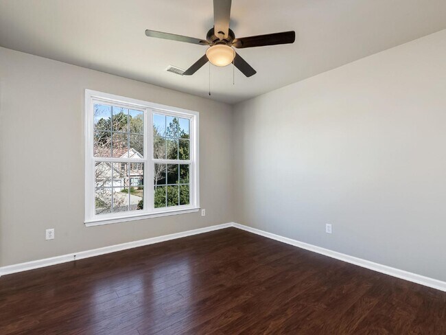 Building Photo - Cutters Spring-Providence Park!