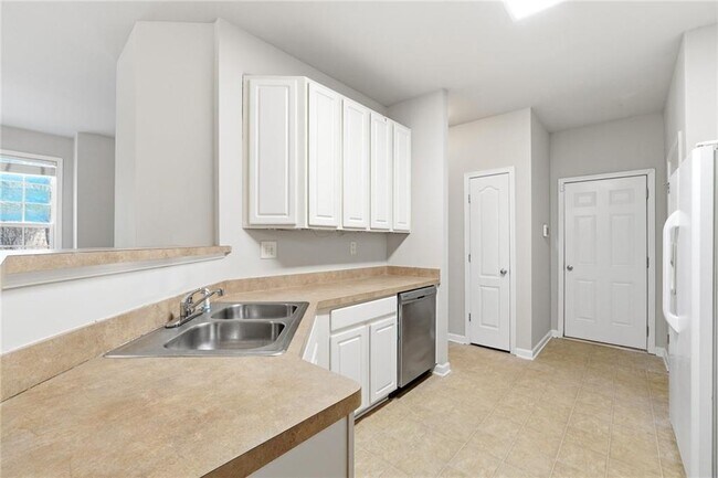 Building Photo - 1006 Ivydale Cir