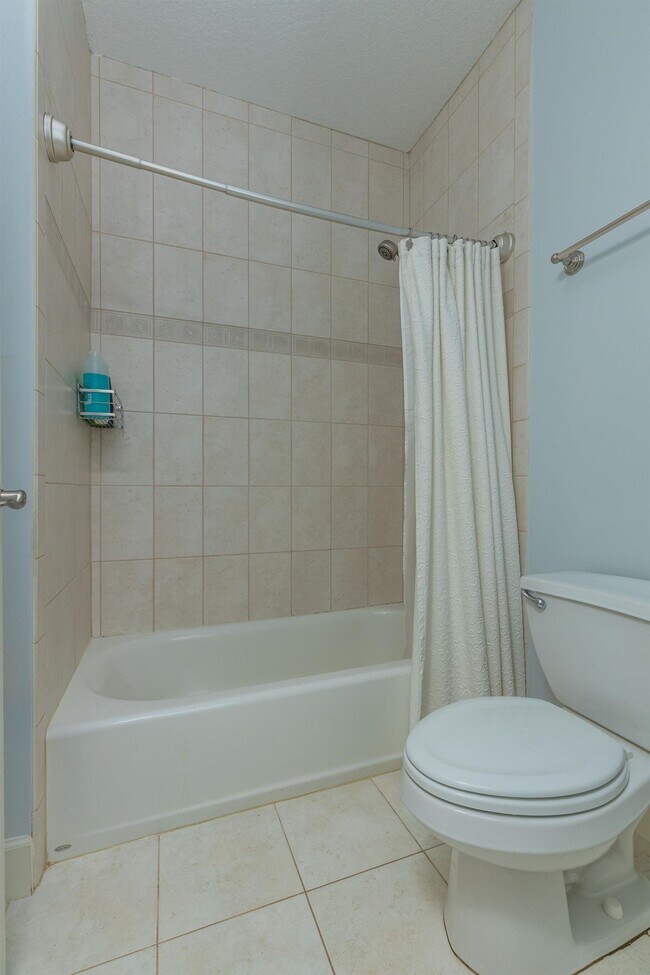 Building Photo - 313 S Forest Dune Dr